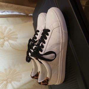 Saturday sneakers with leopard calf hair detailItem L7197